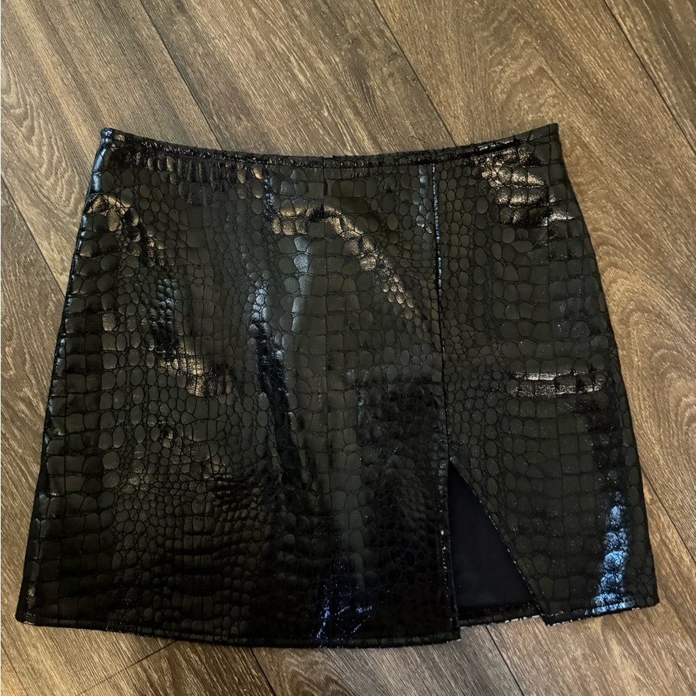 Motel Rocks Black Mini Slit Skirt
